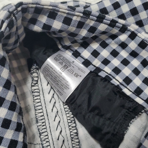 Old Navy gingham pixie pants size 6 - Picture 4 of 5